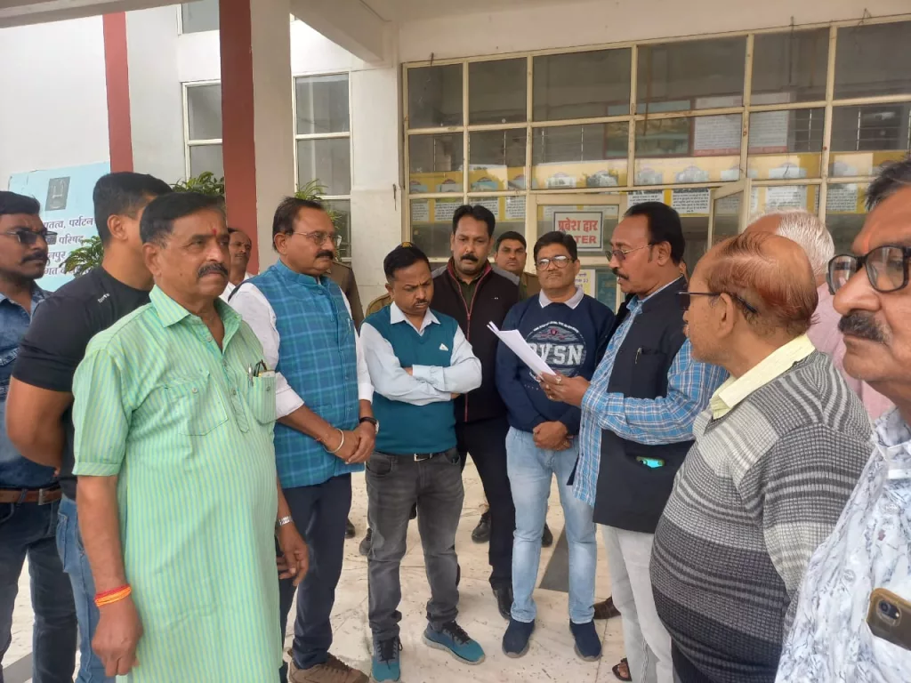 राष्ट्रीय राजपूत करणी सेना के राष्ट्रीय अध्यक्ष की हत्या के विरोध में बुरहानपुर ज़िला इकाई ने सौंपा ज्ञापन | New India Times