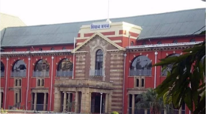 शीत सत्र पर करोड़ों का खर्च, असंवैधानिक कार्यपालिका के चलते किसे न्याय दे सकेगी विधायिका, भाजपा & कंपनी के प्रचार पर लुटाए जा चुके हैं एक हजार करोड़ रुपए | New India Times