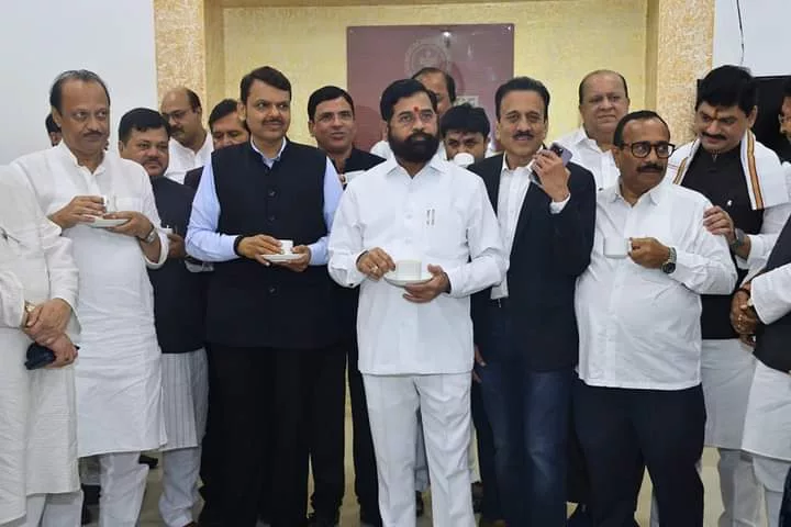 शीत सत्र पर करोड़ों का खर्च, असंवैधानिक कार्यपालिका के चलते किसे न्याय दे सकेगी विधायिका, भाजपा & कंपनी के प्रचार पर लुटाए जा चुके हैं एक हजार करोड़ रुपए 2 शीत सत्र पर करोड़ों का खर्च, असंवैधानिक कार्यपालिका के चलते किसे न्याय दे सकेगी विधायिका, भाजपा & कंपनी के प्रचार पर लुटाए जा चुके हैं एक हजार करोड़ रुपए | New India Times