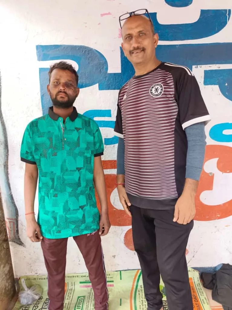 मेघनगर के सामाजिक कार्यकर्ता राजेंद्र श्रीवास्तव नीरज की हो रही है खूब प्रशंसा | New India Times