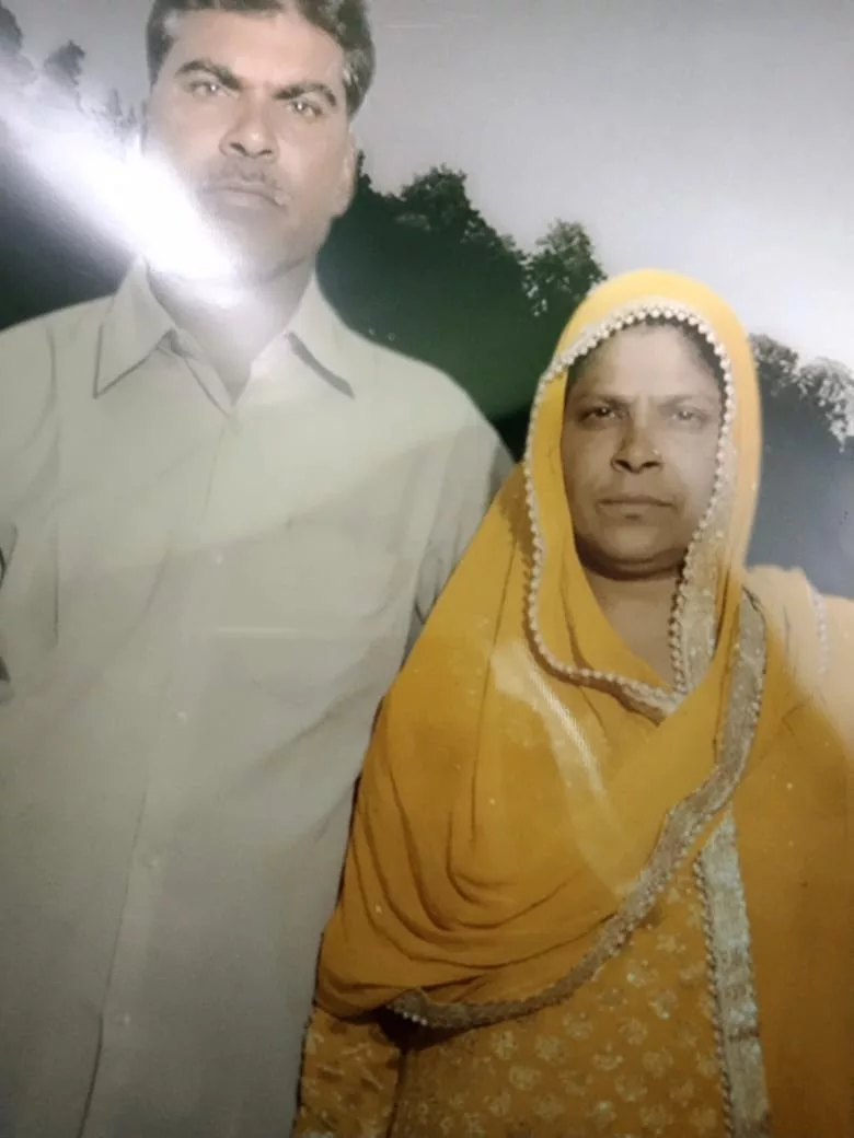 वरिष्ठ पत्रकार सलीम शेरानी के बड़े भाई प्रसिद्ध ठेकेदार असलम शेरानी के धर्मपत्नी का हुआ निधन | New India Times