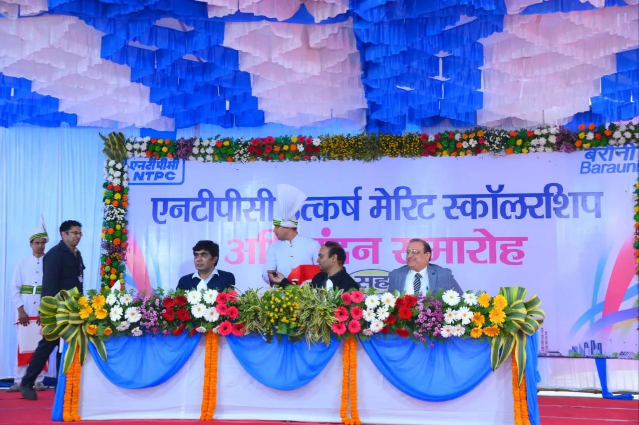एनटीपीसी बरौनी के सामुदायिक विकास पहल के तहत 122 मेघावी छात्र-छात्राओं ने पाया उत्कर्ष मेरिट छात्रवृत्ति | New India Times