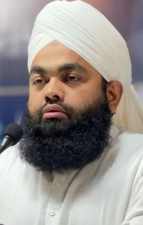 मालेगांव महाराष्ट्र के भारत प्रसिद्ध सुन्नी धार्मिक विद्वान अमीनुल क़ादरी का एक रोज़ा प्रोग्राम के तहत बुरहानपुर आगमन 23 को | New India Times