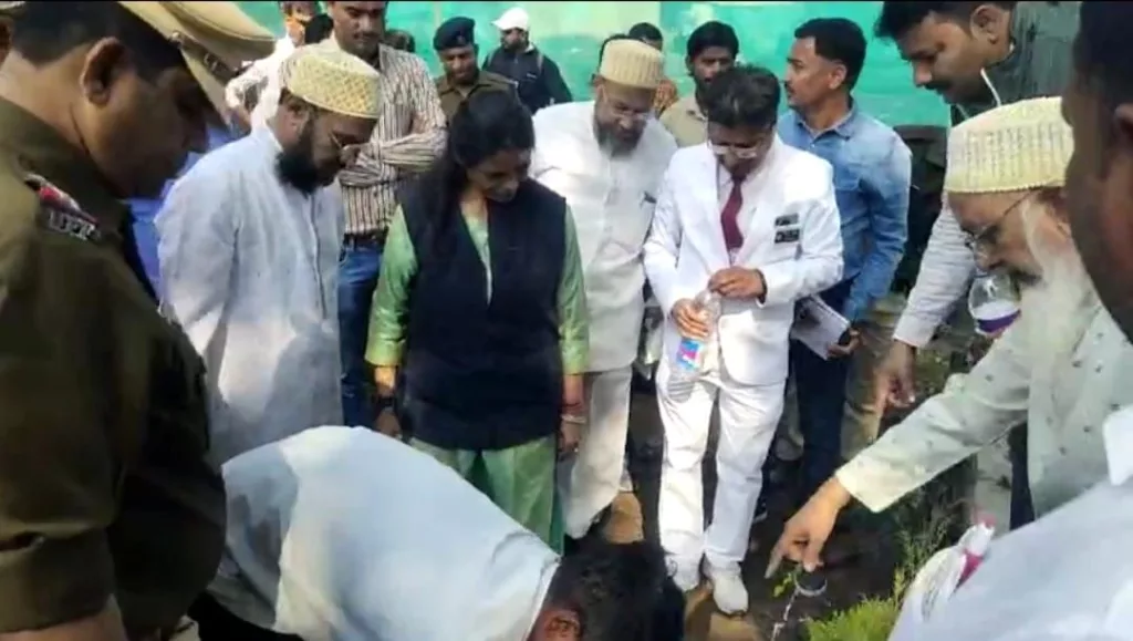 सैयदना साहब की प्रेरणा से बुरहानपुर की दरगाह ए हकीमी ने मध्य रेलवे के बुरहानपुर स्टेशन पर गार्डन निर्माण कार्य किया प्रारंभ | New India Times