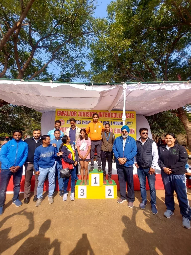 संभाग स्तरीय एथलेटिक्स प्रतियोगिता में पुरूष वर्ग में आदित्य, अर्जुन व महिला वर्ग में अनुष्का सिंह, ममता चौधरी ने मारी बाजी | New India Times