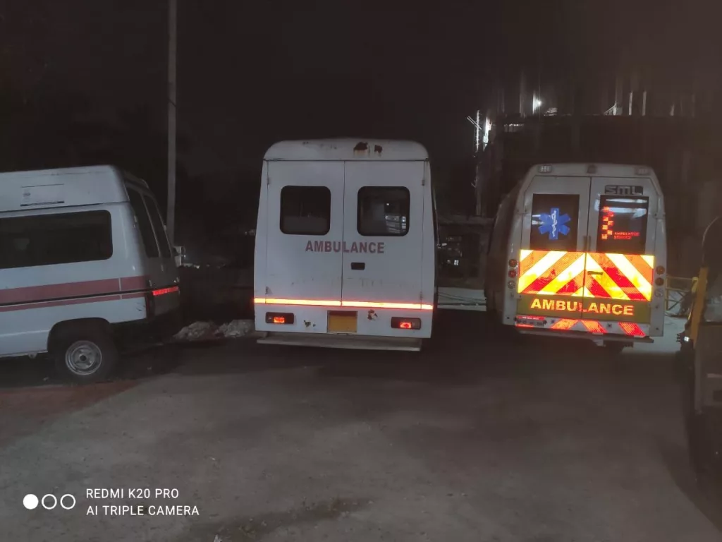 भोपाल जिला अस्पताल के लापरवाह डाॅक्टरों एवं लापरवाह एंबुलेंस के जिम्मेदारों के कटेंगे वेतन: सीएमएचओ प्रभाकर तिवारी | New India Times