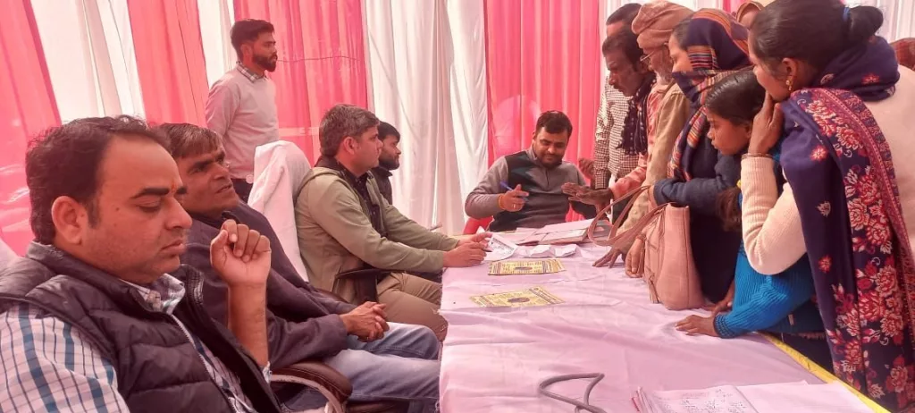 पलिया सीएचसी पर हुआ विशाल मानसिक स्वास्थ्य शिविर का आयोजन, 398 मरीजों को मिला स्वास्थ्य लाभ 2 पलिया सीएचसी पर हुआ विशाल मानसिक स्वास्थ्य शिविर का आयोजन, 398 मरीजों को मिला स्वास्थ्य लाभ | New India Times