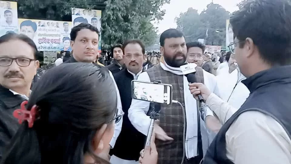 नवनियुक्त प्रदेश कांग्रेस अध्यक्ष की अगुवाई के लिए बुरहानपुर से भोपाल पहुंचे कांग्रेसी नेतागण 2 नवनियुक्त प्रदेश कांग्रेस अध्यक्ष की अगुवाई के लिए बुरहानपुर से भोपाल पहुंचे कांग्रेसी नेतागण | New India Times