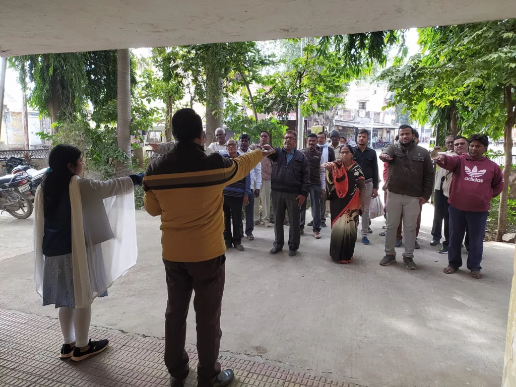 कृषि उपज मंडी बुरहानपुर में सुशासन दिवस पर दिलाई गई शपथ | New India Times