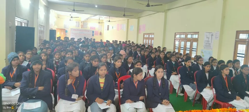 ए आई डिजिटल तकनीक कार्यशाला के दूसरे दिन हुई छात्रों के भविष्य को उज्जवल बनाने की बात | New India Times