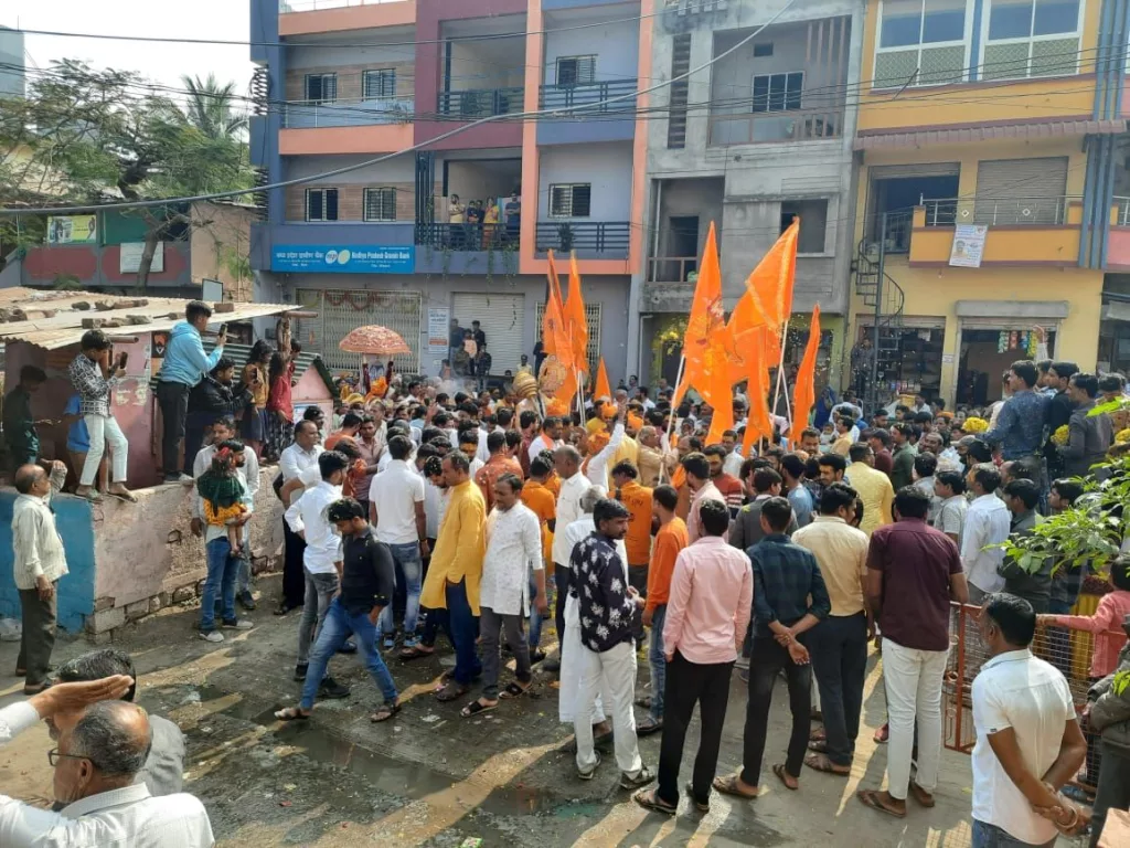 निकाली गई अक्षत कलश यात्रा, लगे जय श्री राम के नारे, गुंजा तिरला नगर | New India Times