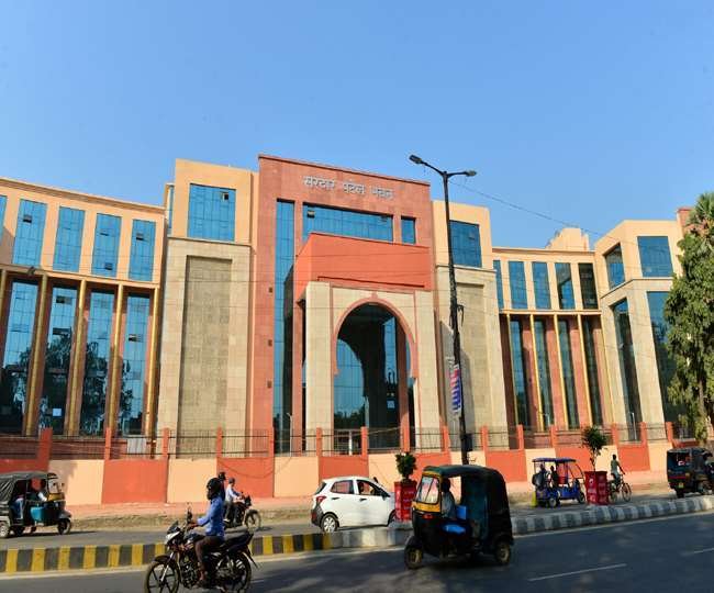 मद्य निषेध इकाई अपराध अनुसंधान विभाग पटना बिहार द्वारा की गयी छापामारी में दोषी पाए जाने वाले पुलिस अधिकारी हुए निलंबित | New India Times