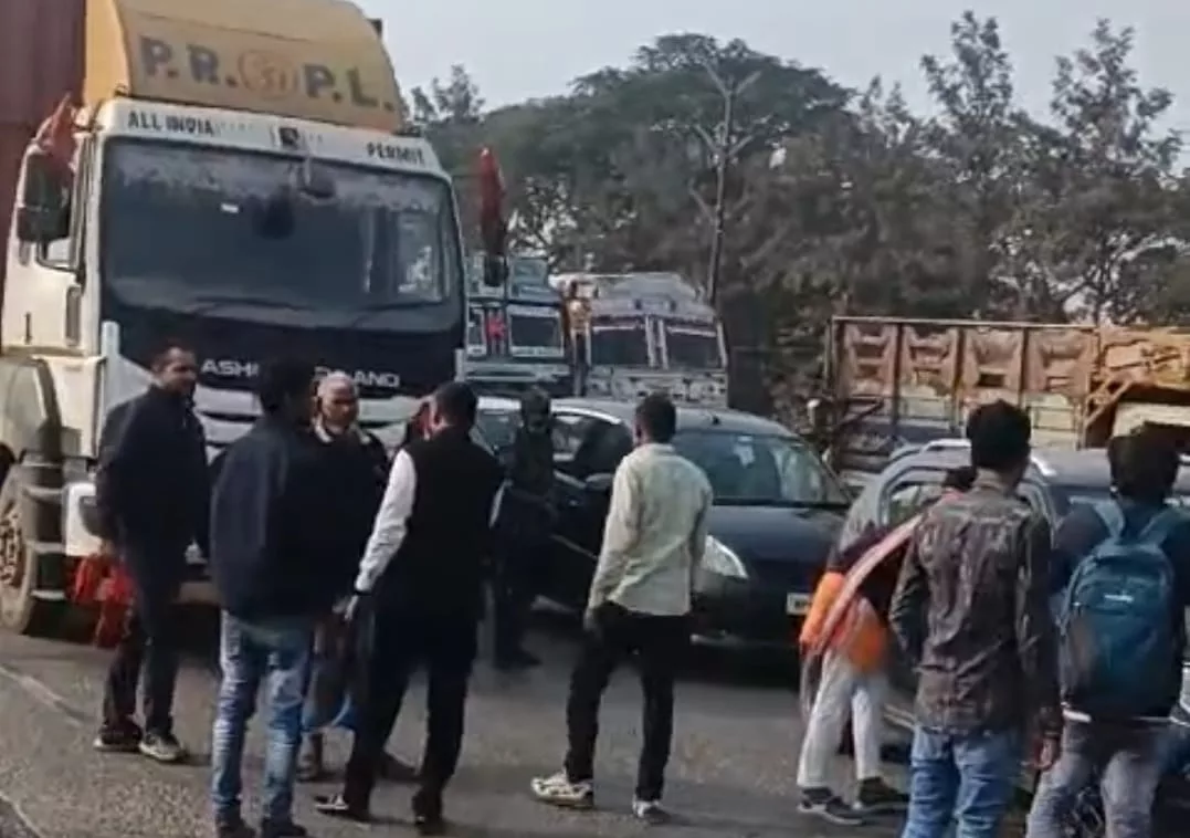 हिट एंड रन कानून: ट्रक ड्राइवरों की हड़ताल का मध्य प्रदेश के हर शहर में देखने को मिला असर | New India Times