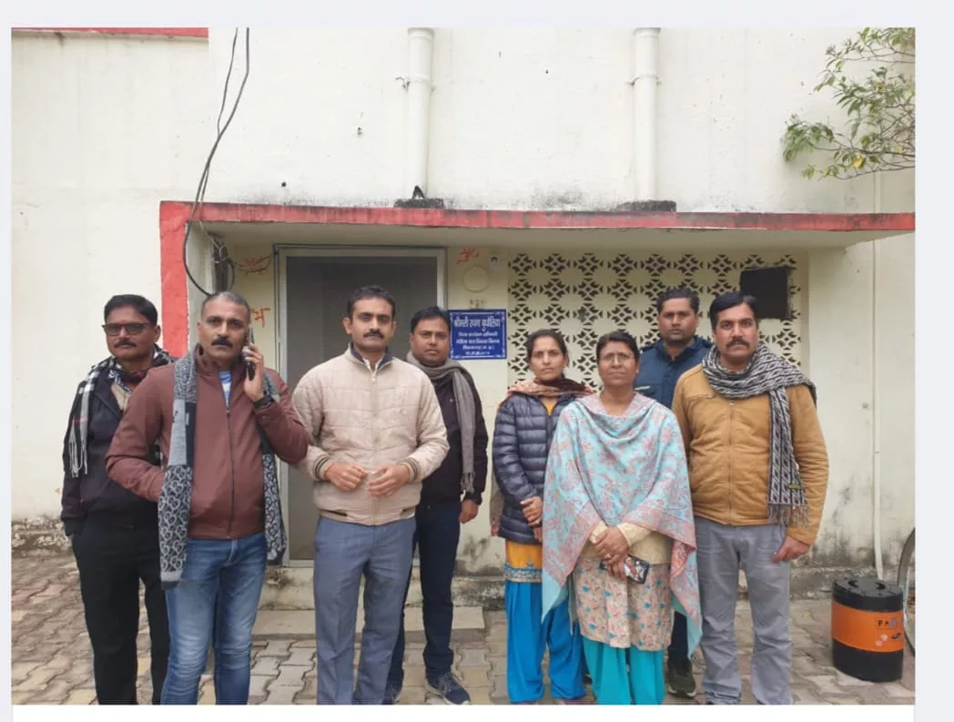 रिश्वत लेते रंगे हाथों महिला बाल विकास अधिकारी हुई गिरफ़्तार | New India Times