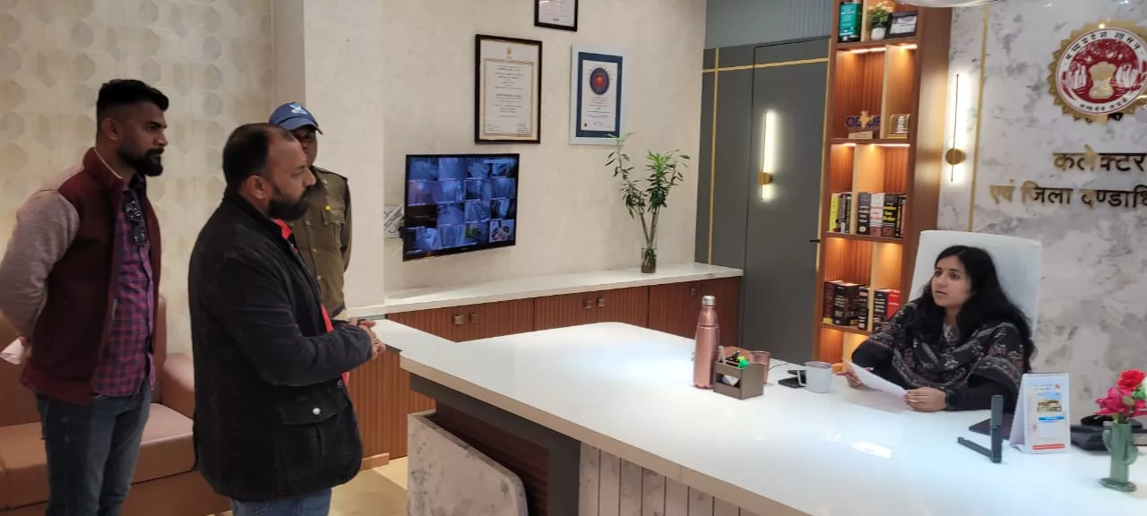 ठाकुर प्रियांक सिंह ने बुरहानपुर कलेक्टर से की रोटी बैंक में भ्रष्टाचार की शिकायत, संचालक ने संस्था को किया बंद | New India Times