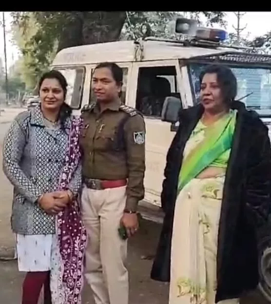 महिला अधिकार मंच द्वारा विदाई समारोह में ब्लैंकेट डोनेशन ड्राइव कर ज़रूरतमंदों को किए गए कंबल वितरित | New India Times