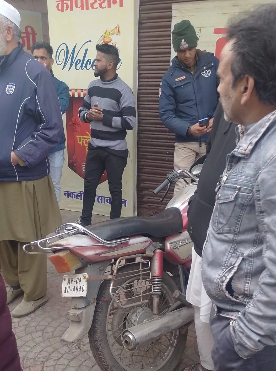 एक्सीडेंट में एक बच्ची की मौत, एक अस्पताल में भर्ती | New India Times