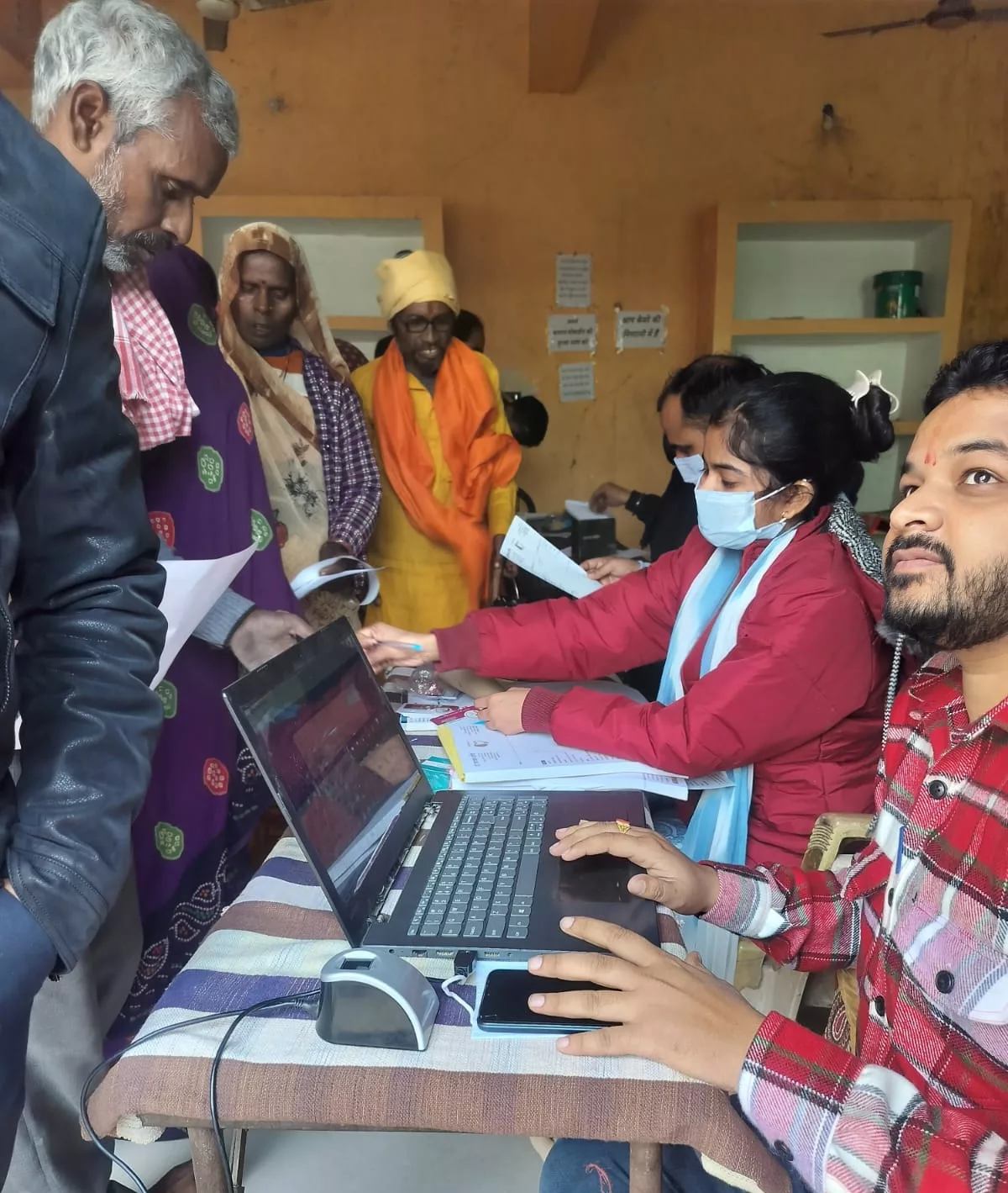 पंडोखर धाम में लगा बुन्देलखण्ड हॉस्पिटल दतिया का निःशुल्क स्वास्थ्य शिविर | New India Times