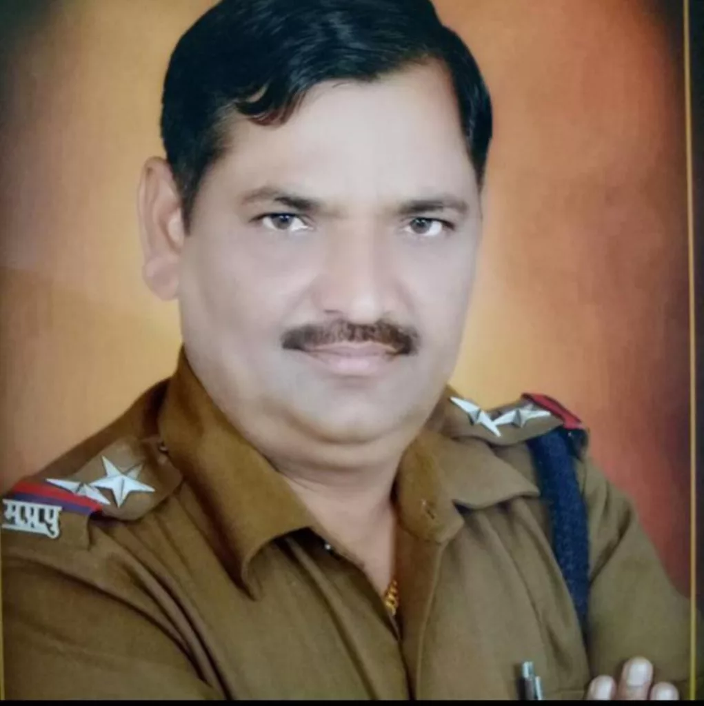 थाना ग्वालियर पुलिस ने कुत्ते के कार से टकराने के विवाद को लेकर पटवारी पर फायर करने वाले बाल अपचारी को लिया अभिरक्षा में | New India Times
