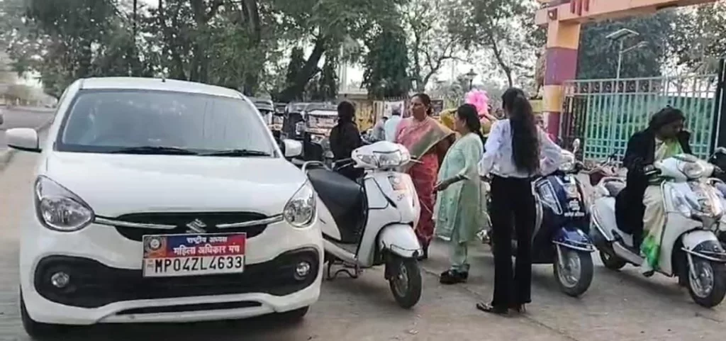 महिला अधिकार मंच द्वारा विदाई समारोह में ब्लैंकेट डोनेशन ड्राइव कर ज़रूरतमंदों को किए गए कंबल वितरित | New India Times