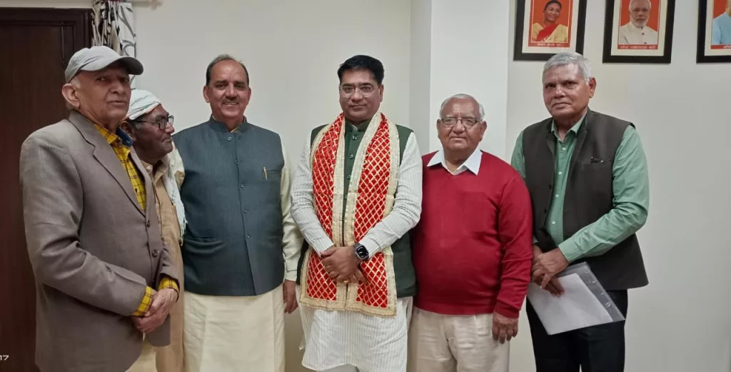 शेखावाटी में नहरी पानी लाने के लिए जल संसाधन मंत्री रावत से महरिया के नेतृत्व में मिला प्रतिनिधिमंडल | New India Times