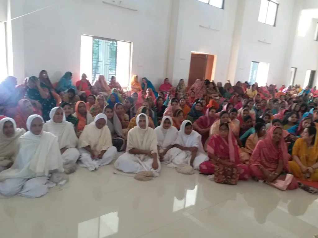 आचार्य पद पाटोत्सव के दौरान छाब भराई एवं चढावों का हुआ आयोजन 2 आचार्य पद पाटोत्सव के दौरान छाब भराई एवं चढावों का हुआ आयोजन | New India Times