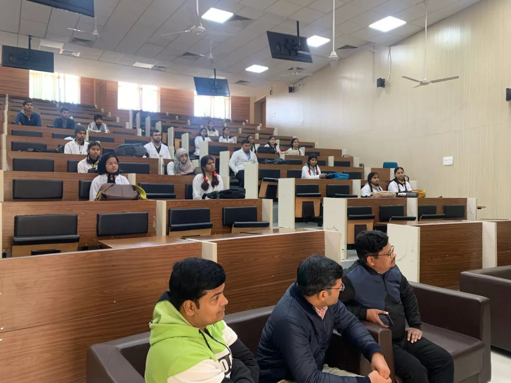 लोकतंत्र को मजबूती प्रदान करने में युवा मतदाता का सर्व प्रमुख योगदान: सीईओ कमलेश भार्गव | New India Times