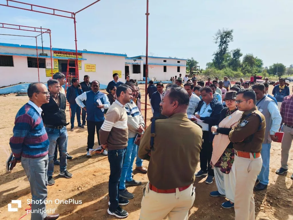 प्रदेश के राज्यपाल के प्रस्तावित भ्रमण के दृष्टिगत प्रशासन की तैयारियां शुरू 2 प्रदेश के राज्यपाल के प्रस्तावित भ्रमण के दृष्टिगत प्रशासन की तैयारियां शुरू | New India Times