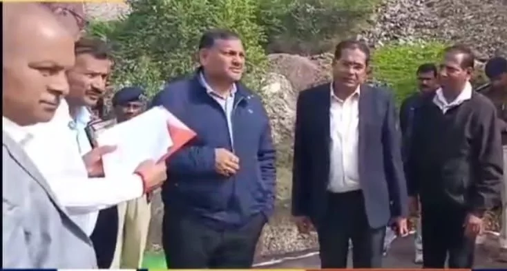 छिंदवाड़ा परासिया क्षेत्र में कोयला भंडार की संभावना तलाशने पहुंचा प्रतिनिधि मंडल | New India Times