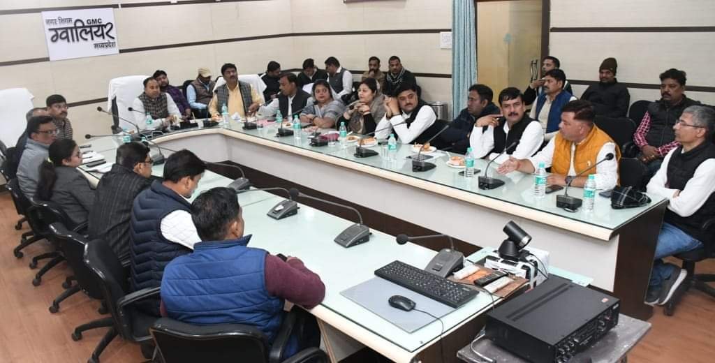 सुचारू यातायात व्यवस्था को लेकर एमआईसी प्रभारी ने ली बैठक, दिए आवश्यक सुझाव | New India Times