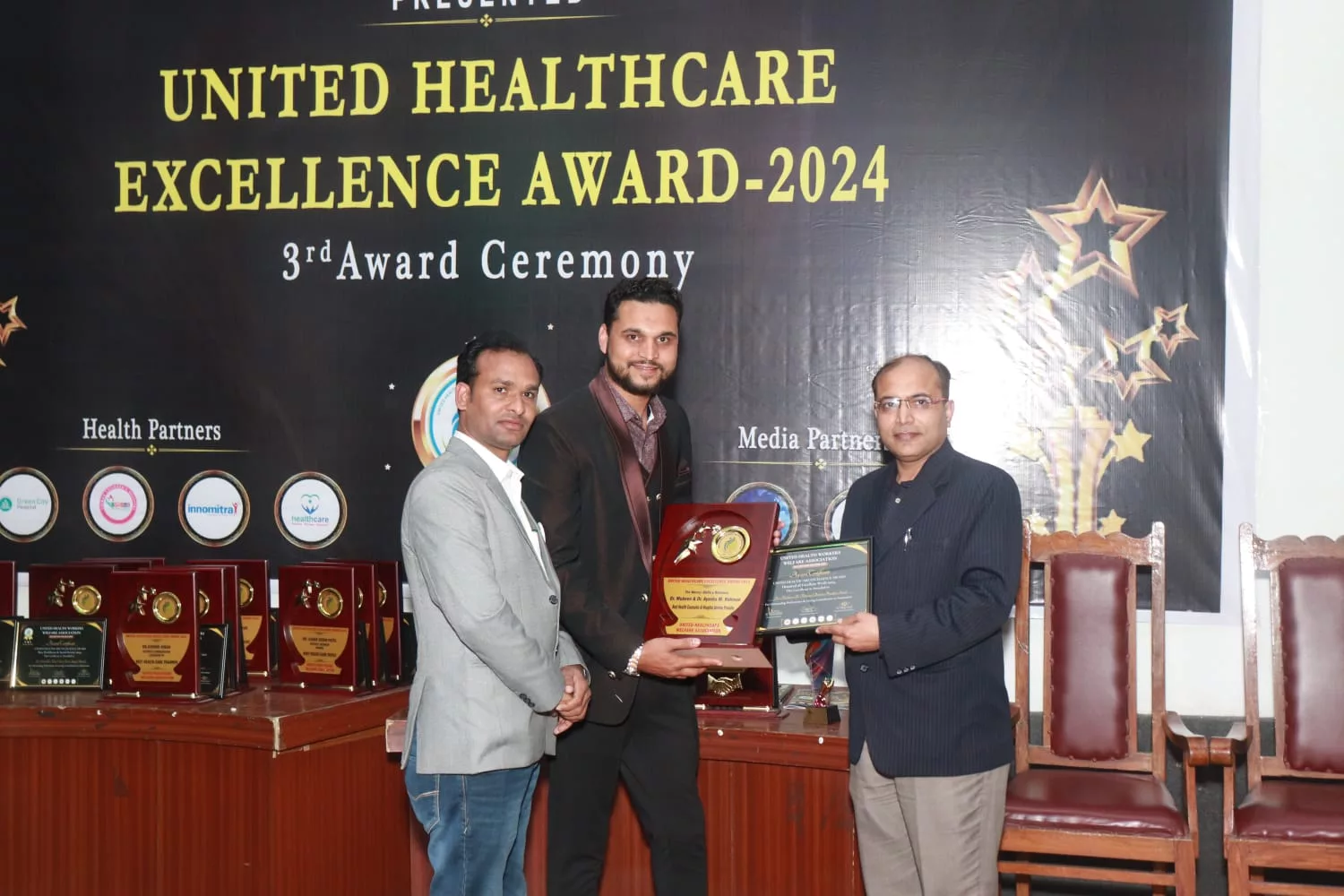 सिवनी के लाल डॉ.मुबीन एम.रहमान भोपाल में यूनाइटेड एक्सीलेंस अवार्ड से हुए सम्मानित | New India Times