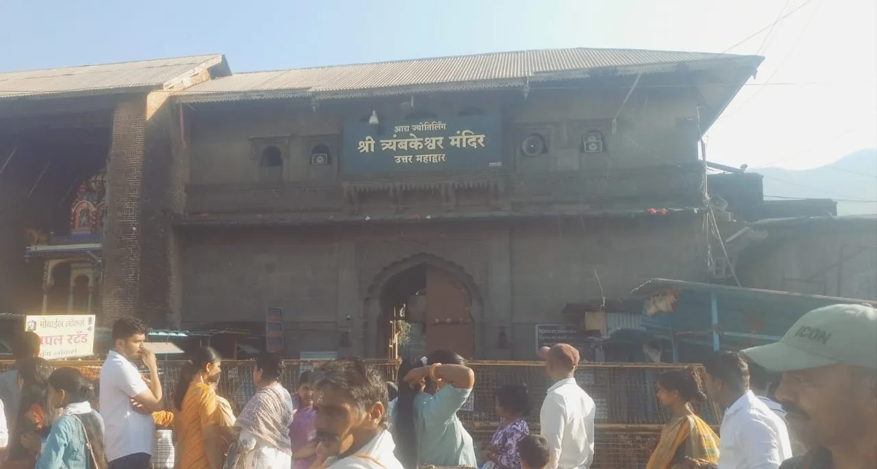 सिंहस्थ कुंभ 2015-2016 के अलावा केन्द्र और राज्य सरकार से विकास के लिए मिला करोड़ों का फंड फिर भी त्र्यंबक नगरी में नहीं हो सका कोई सुधार | New India Times