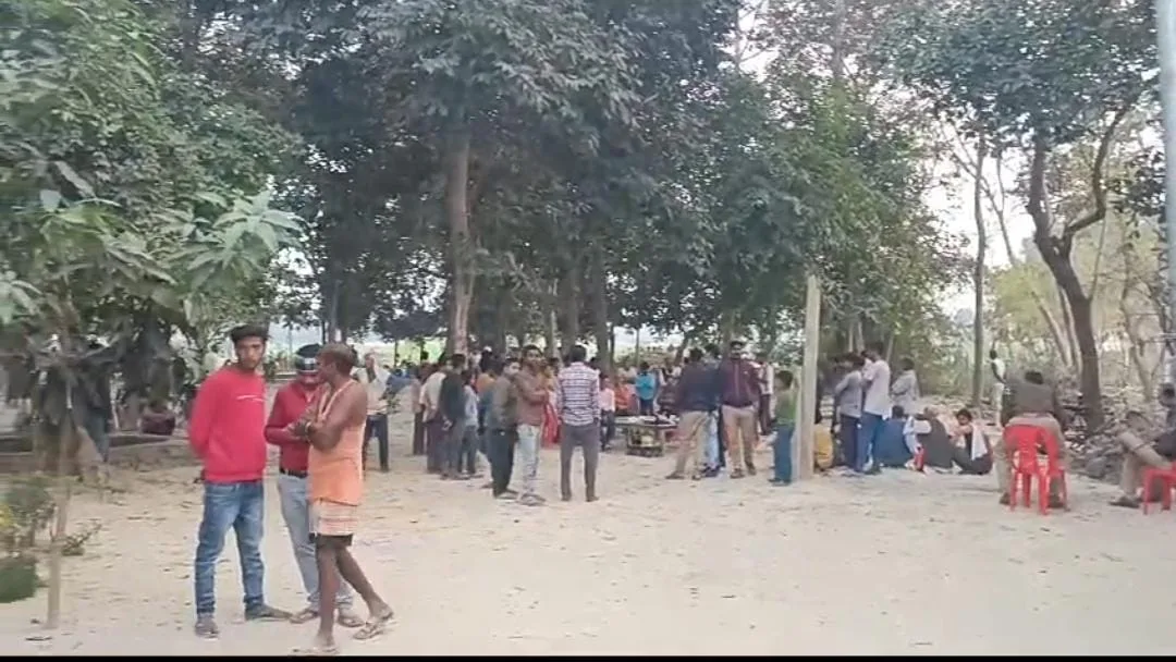 संदिग्ध परिस्थितियों में महात्मा का शव मिलने से फैली सनसनी | New India Times