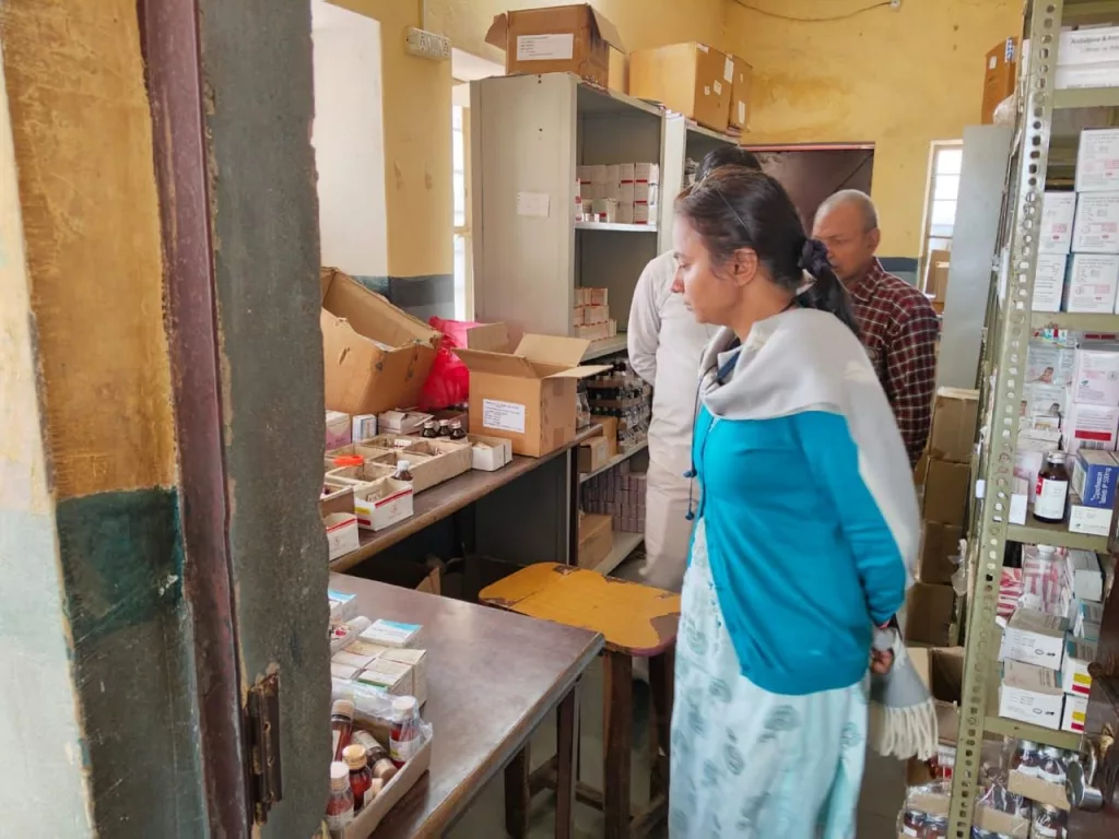 उपखंड अधिकारी भारती भारद्वाज ने किया पीएचसी स्कूल एवं आंगनबाड़ी केंद्रों का आकस्मिक निरीक्षण | New India Times