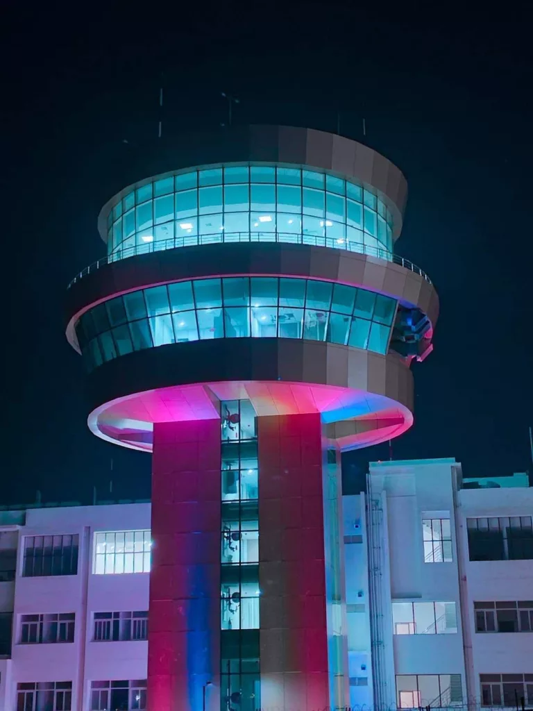 भोपाल हवाई अड्डे ने नव निर्मित वायु यातायात नियंत्रण (एटीसी) टॉवर पर परीक्षण संचालन की शुरुआत के साथ एक नए युग की शुरुआत की 2 भोपाल हवाई अड्डे ने नव निर्मित वायु यातायात नियंत्रण (एटीसी) टॉवर पर परीक्षण संचालन की शुरुआत के साथ एक नए युग की शुरुआत की | New India Times