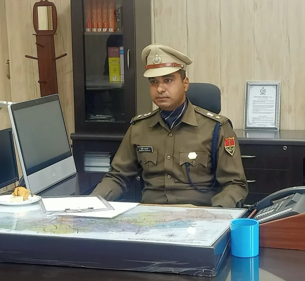 बदमाश या तो धौलपुर छोड़ दें या फिर बदमाशी छोड़ दें: बृजेश ज्योति उपाध्याय 2 बदमाश या तो धौलपुर छोड़ दें या फिर बदमाशी छोड़ दें: बृजेश ज्योति उपाध्याय | New India Times