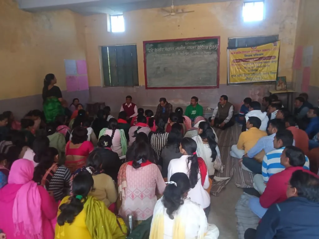 गुणवत्तापूर्ण शिक्षा के साथ विद्यार्थी का सर्वांगीण विकास सुनिश्चित करें: महेश कुमार मंगल | New India Times