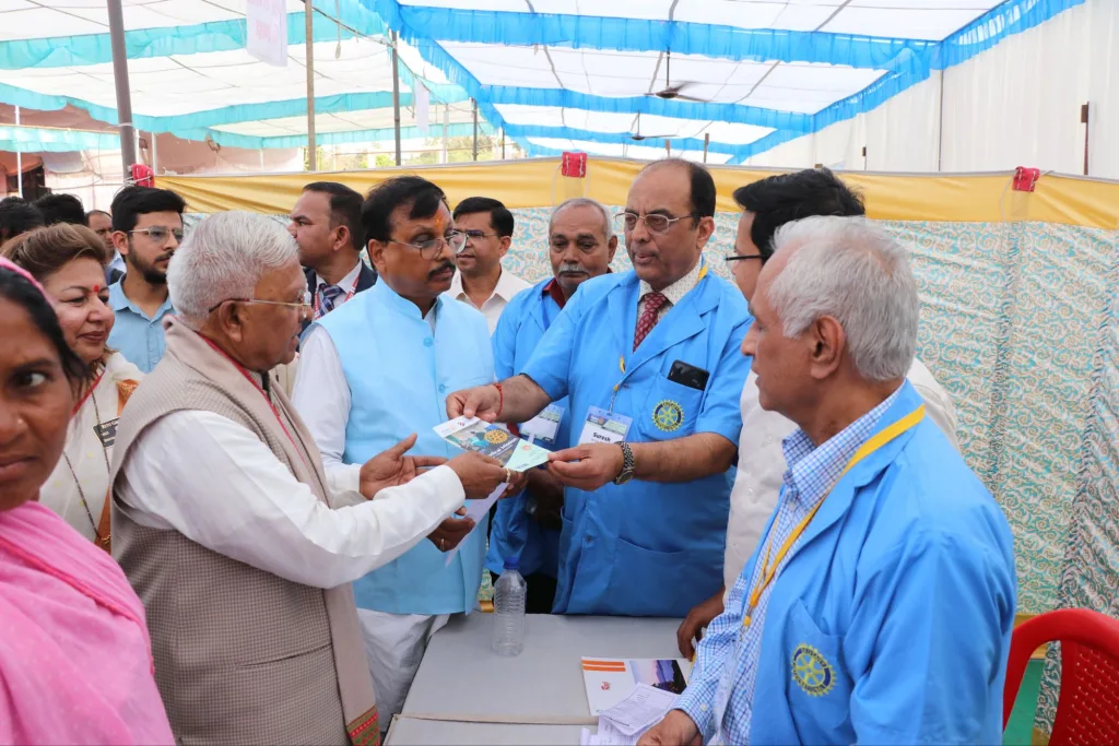 राज्यपाल श्री मंगुभाई पटेल ने झाबुआ में निःशुल्क राहत मेगा स्वास्थ्य एवं सर्जरी शिविर का किया भव्य शुभारंभ | New India Times