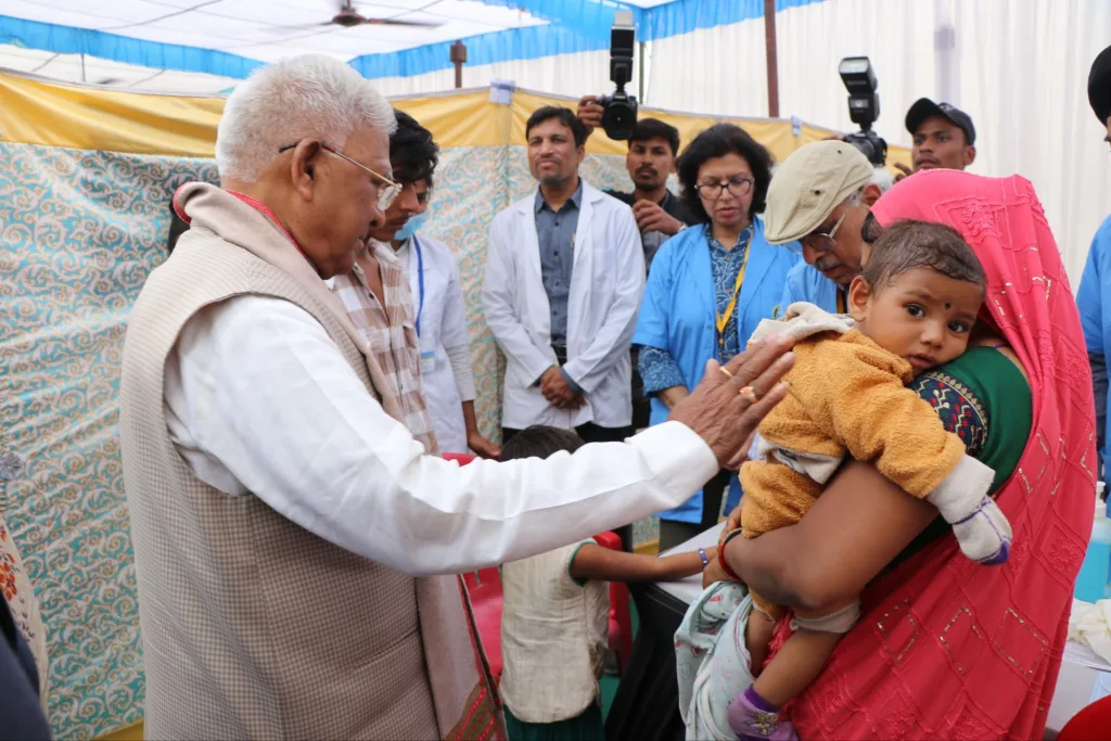 राज्यपाल श्री मंगुभाई पटेल ने झाबुआ में निःशुल्क राहत मेगा स्वास्थ्य एवं सर्जरी शिविर का किया भव्य शुभारंभ | New India Times