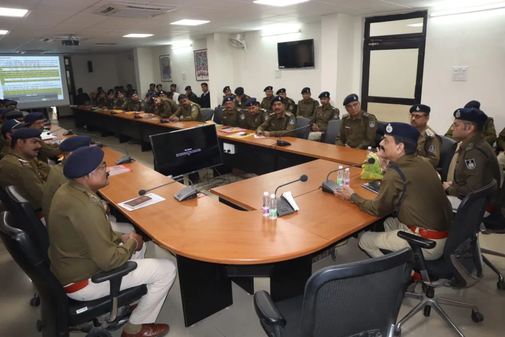 डॉयल 100 के प्रभावी संचालन हेतु ग्वालियर-चम्बल जोन के पुलिस अधिकारियों के लिये एक दिवसीय प्रशिक्षण कार्यशाला का किया गया आयोजन | New India Times