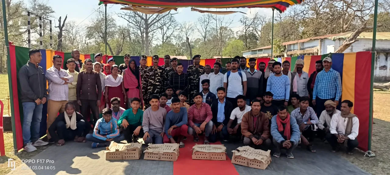 एसएसबी की ओर से 35 युवाओं को दिया जा रहा है मोबाइल रिपेयरिंग का प्रशिक्षण | New India Times