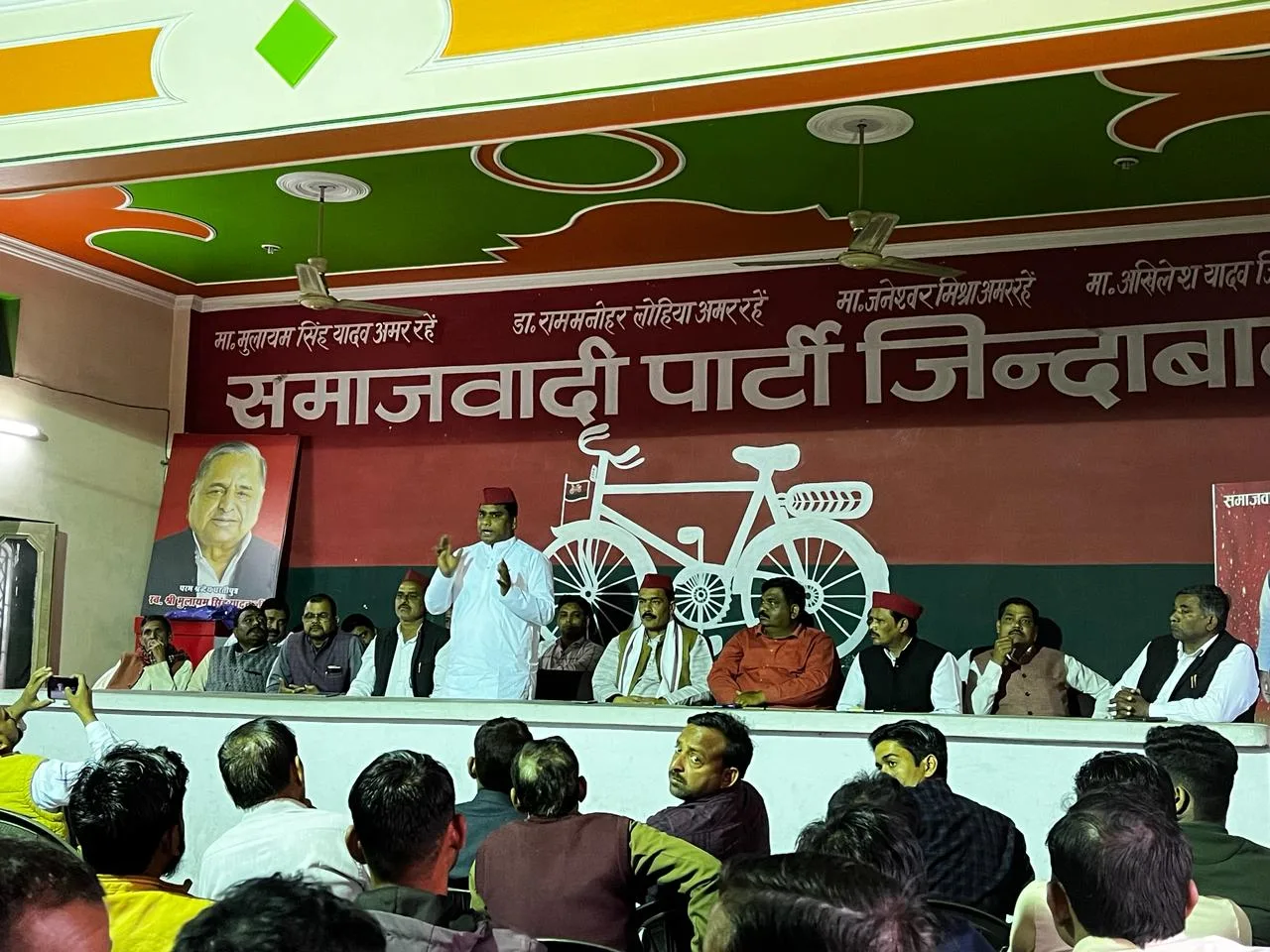 इंडिया गठबंधन प्रत्याशी राजेश कश्यप को जिताने के लिए रणनीति पर चर्चा | New India Times