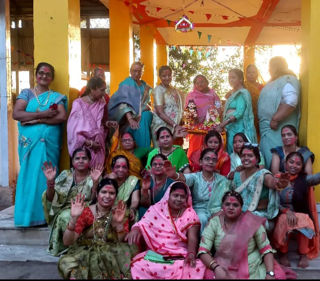 पारदेश्वर महादेव मंदिर प्रांगण में अनास नदी के तट पर मनाया गया फागोत्सव | New India Times