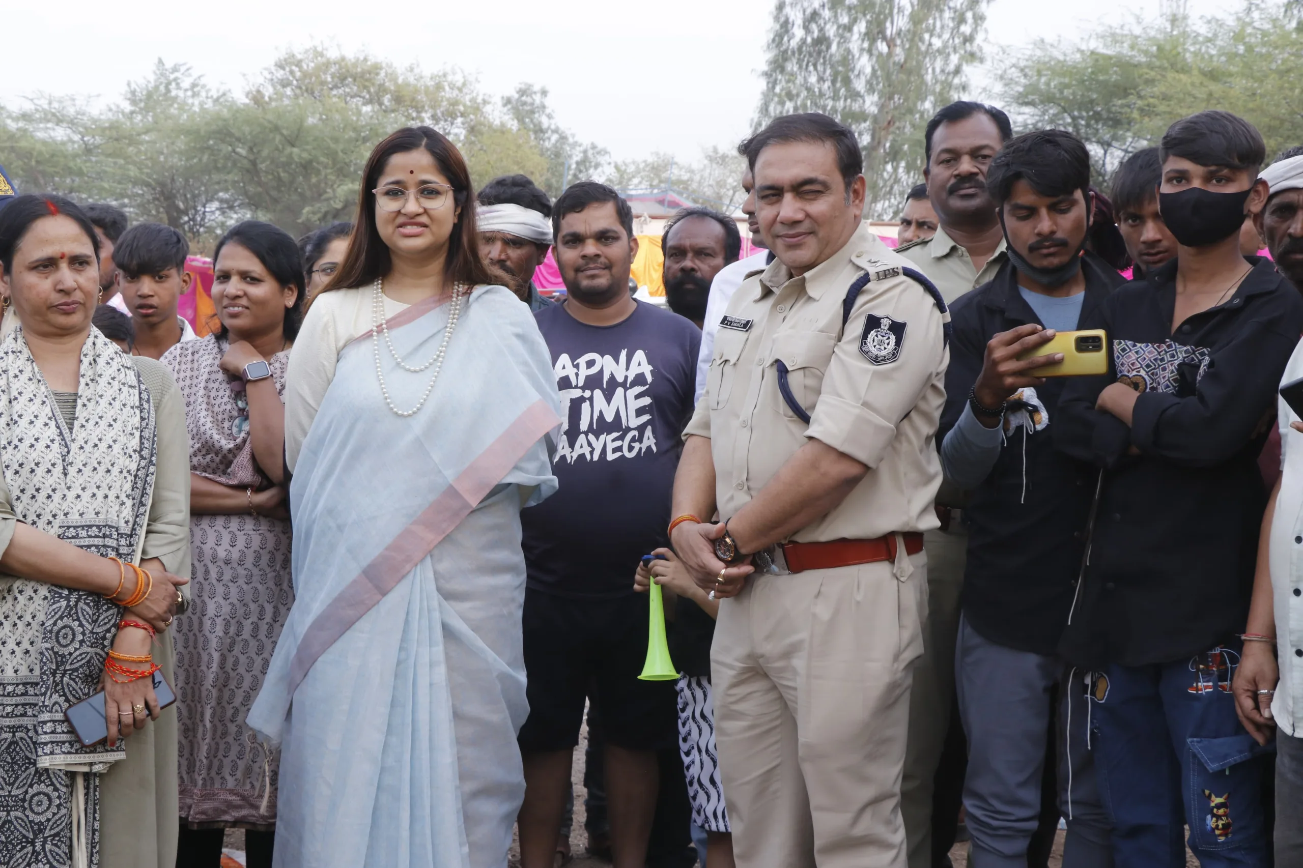 पारा के भगोरिया हाट में कलेक्टर ने भीली भाषा में मतदान जागरूकता की दिलाई शपथ | New India Times