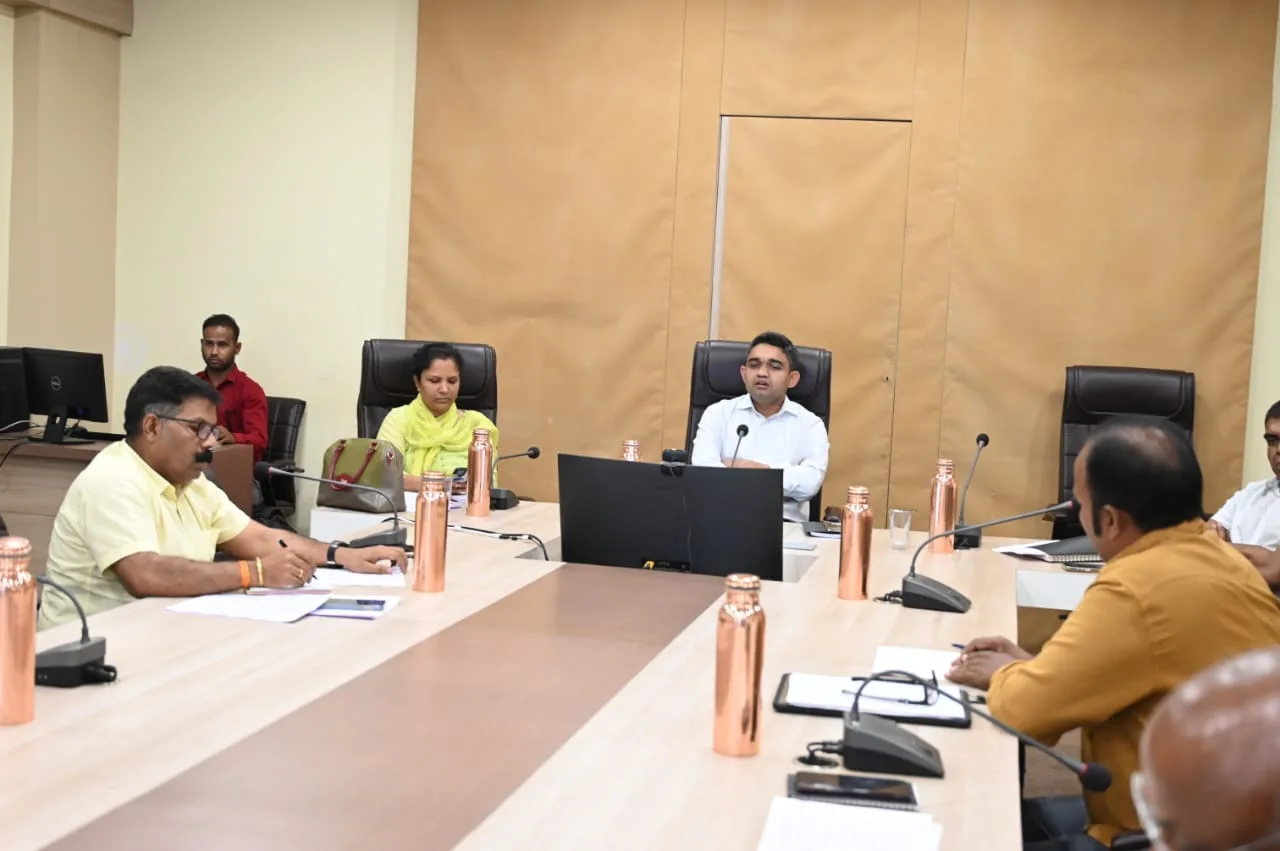 धार का किला एक ऐतिहासिक विरासत है जिसका संरक्षण और संवर्धन आवश्यक है: कलेक्टर श्री मिश्रा | New India Times