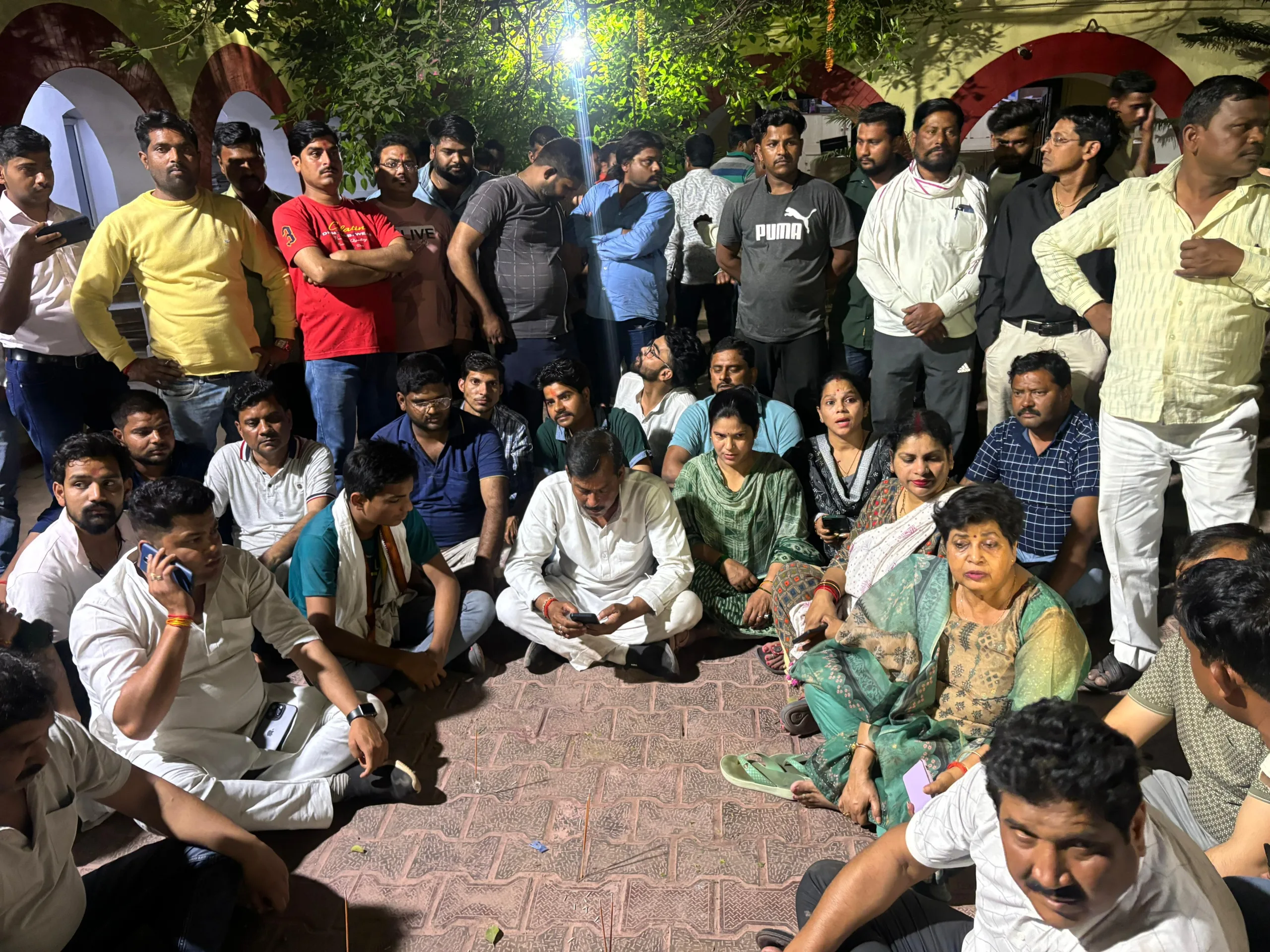 मकान मालकिन के साथ दरोगा ने की मारपीट, मुकदमा दर्ज | New India Times