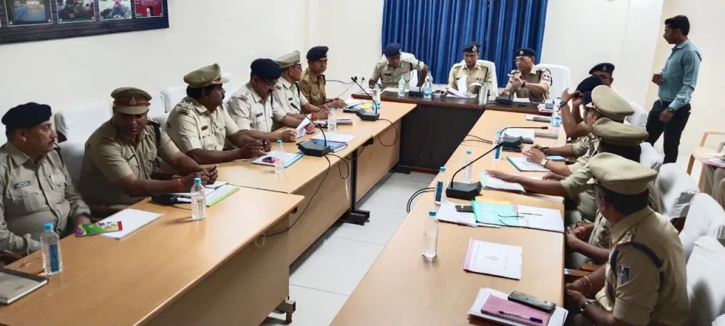 आगामी लोकसभा चुनाव को शांतिपूर्ण ढंग से पूरा करवाने, आदतन अपराधियों पर प्रतिबंधात्मक कार्यवाही करने, स्थाई वारंट की तामिली करने संबंधी दिए निर्देश | New India Times