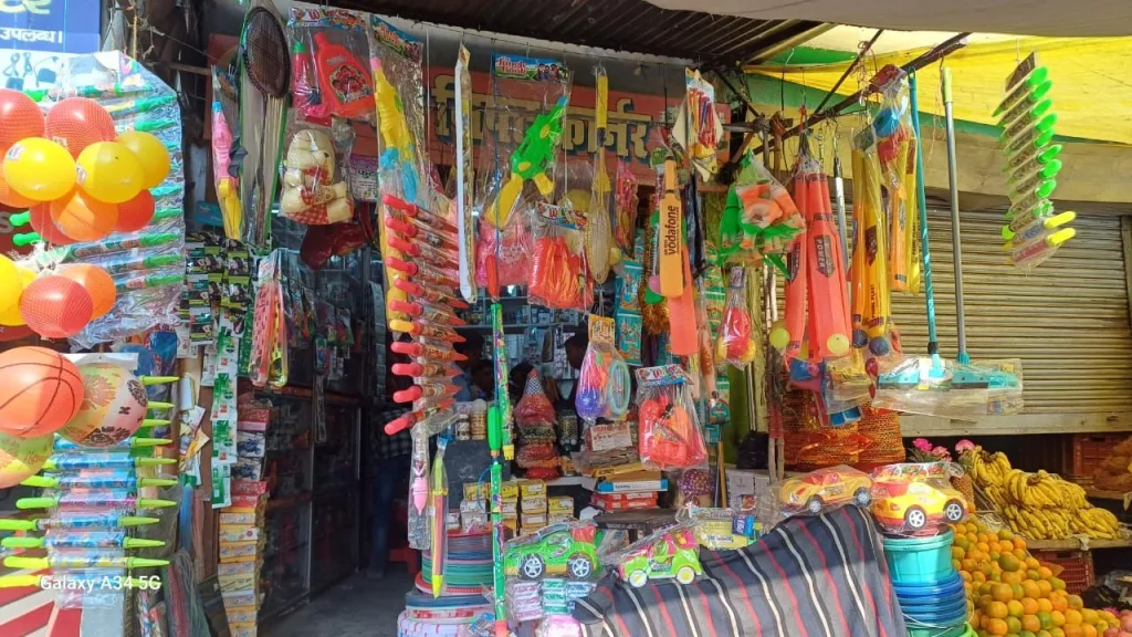 होली में जेब खाली, जनता में महंगाई की मार | New India Times