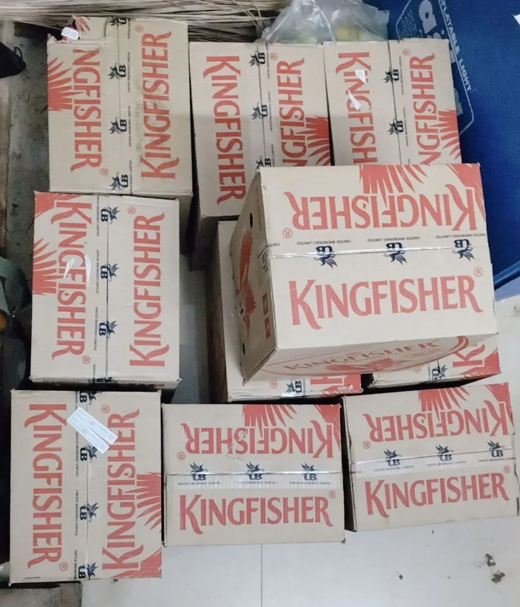 पुलिस ने अवैध शराब तस्कर को गिरफ़्तार कर 10 पेटी अवैध अंग्रेजी शराब (बीयर) मय बुलेरो गाड़ी की जब्त | New India Times