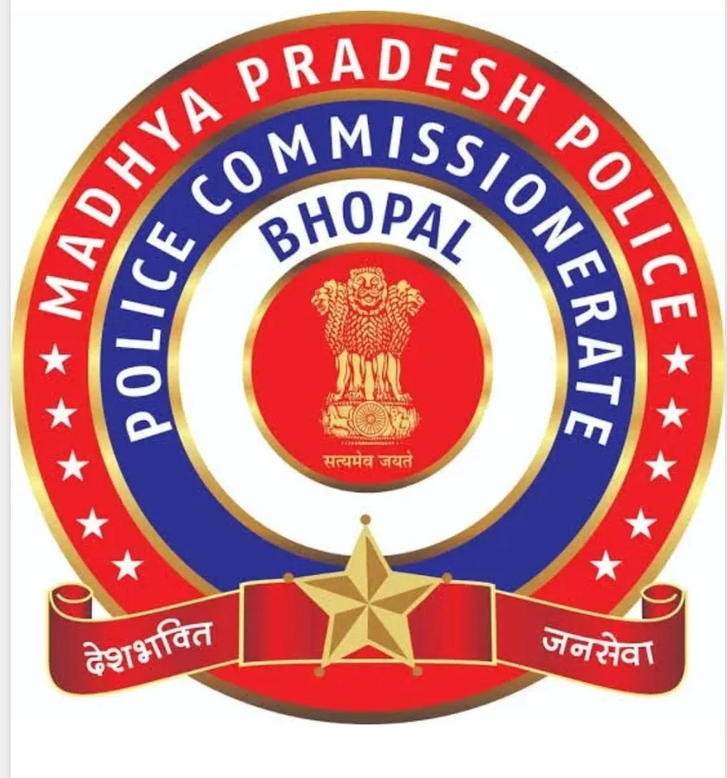 थाना छोला पुलिस ने अवैध शराब तस्कर को गिरफ़्तार कर 10,000 रुपये क़ीमती करीब 100 लीटर देशी शराब की बरामद | New India Times